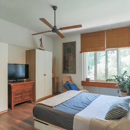 Triestevillas Tropical Murat 6 Guests Terrace And Surfer'style