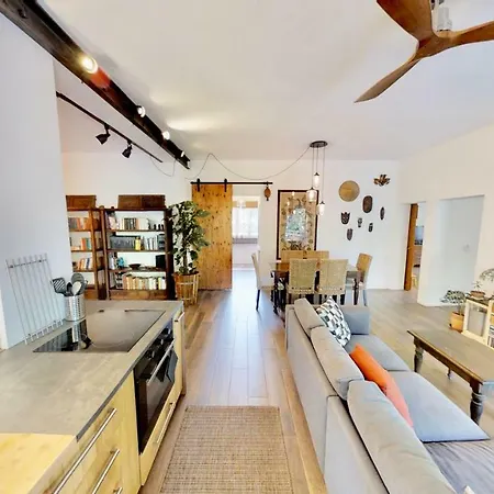 Triestevillas Tropical Murat 6 Guests Terrace And Surfer'style